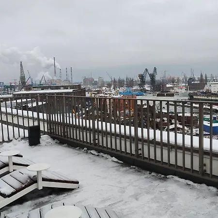 Be - Zurawie - Shipyard, Center, Parking, Rooftop דירה גדנסק