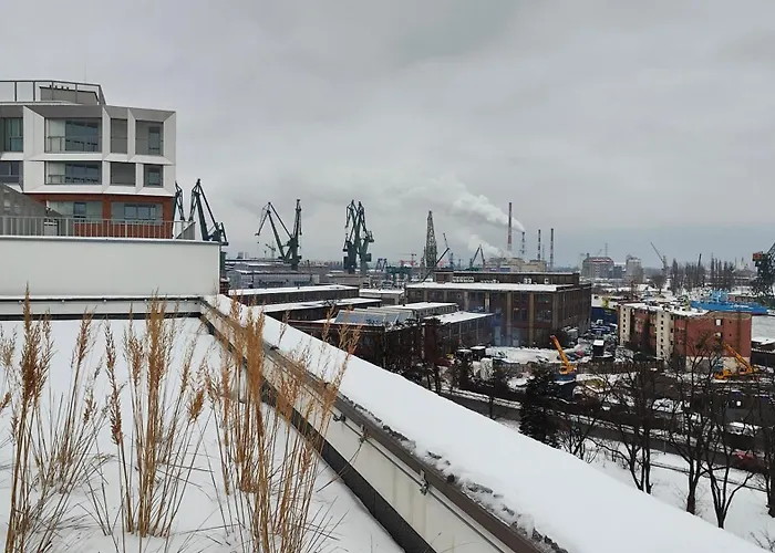 Be - żurawie - Shipyard, Center, Parking, Rooftop * Gdańsk